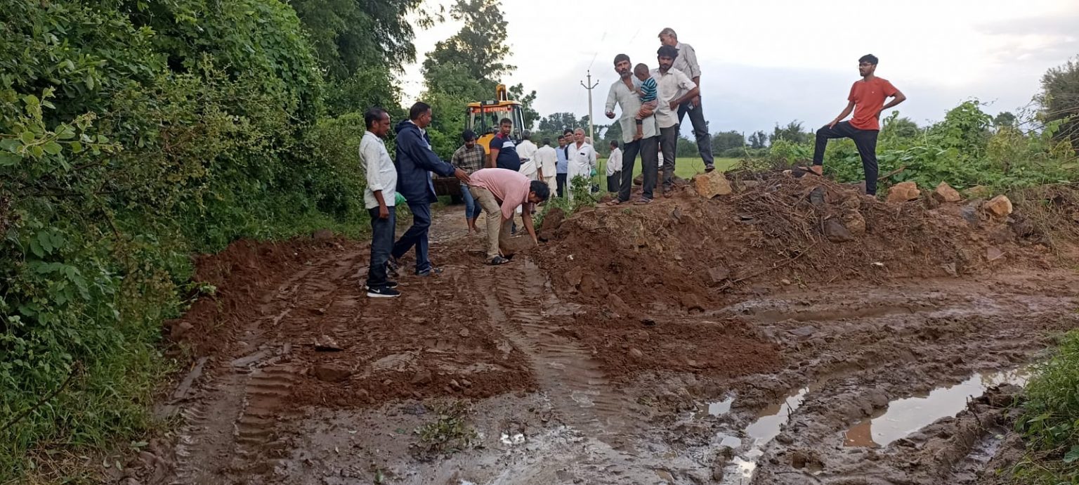 जनसुनवाई में पेश परिवाद,बंद रास्ते को 6 घण्टे में खुलवाया गया।