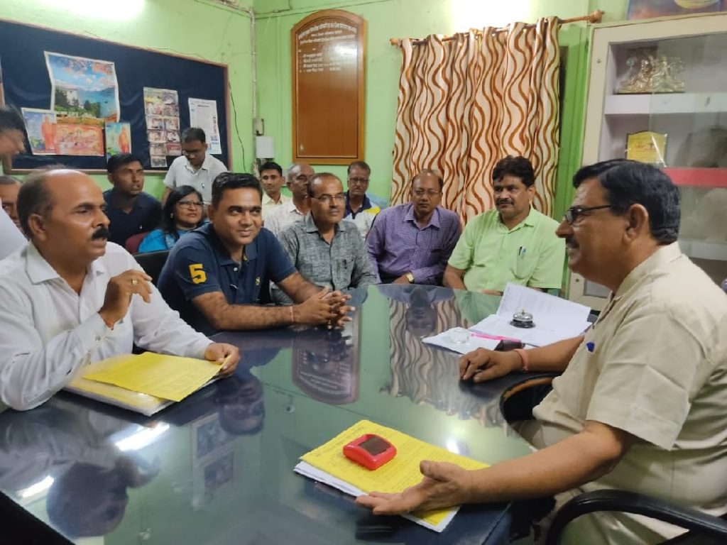 दोषी प्रधानाचार्यों का तत्काल निलम्बन नही करने पर किया जायेगा आन्दोलन – गहलोत