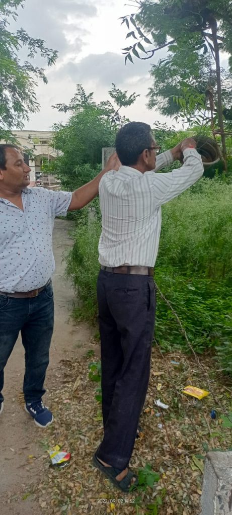 मौसमी बीमारियों की नियंत्रण, बचाव, रोकथाम की जागरूकता के लिए चिकित्सा संस्थान का निरीक्षण ।