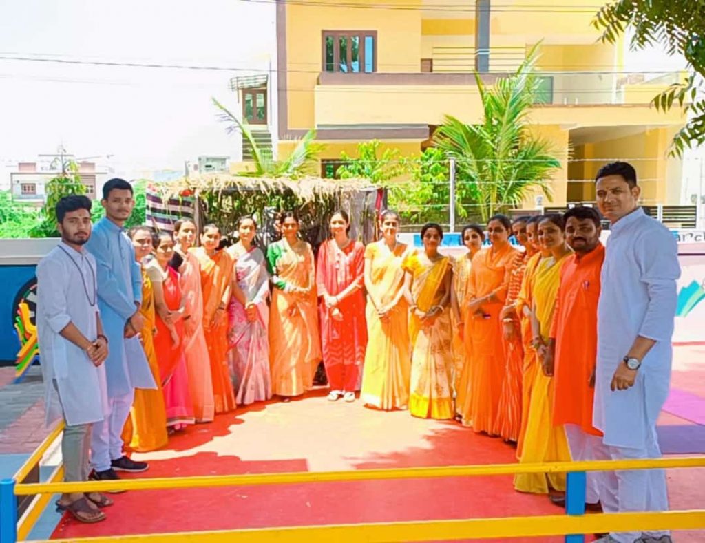 प्राचीन भारतीय शिक्षा पद्धति सहित मनाया शिक्षक दिवस।
