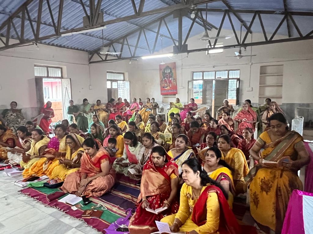 अग्रसेन जयंती महोत्सव के अवसर पर भक्ति रस में डूबा अग्रवाल समाज ।