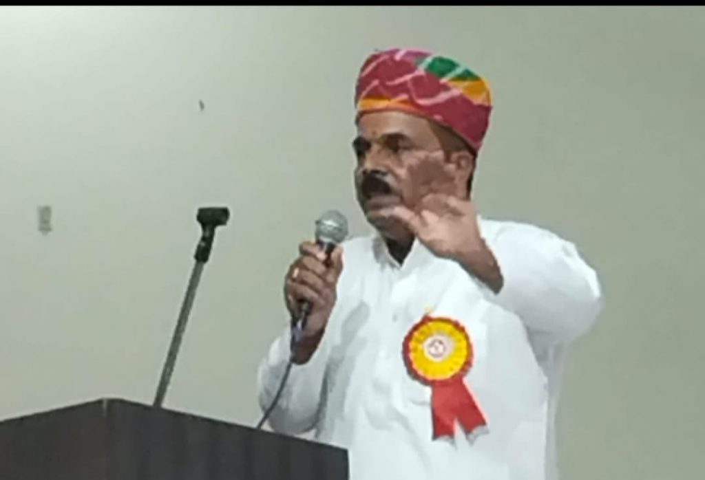 नई राष्ट्रीय शिक्षा नीति से नौनिहाल के बैग का बोझ कम नहीं होगा- धर्मेंद्र गहलोत
