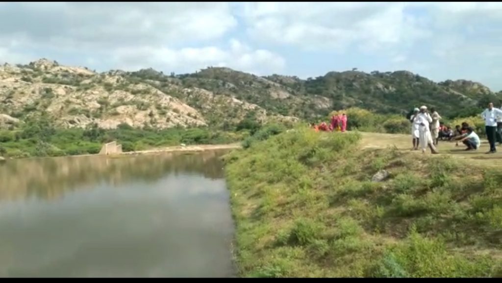 नहाने गए बालक को मगरमच्छ उठा ले गया ,परीजनो का रो-रो कर बुरा हाल।