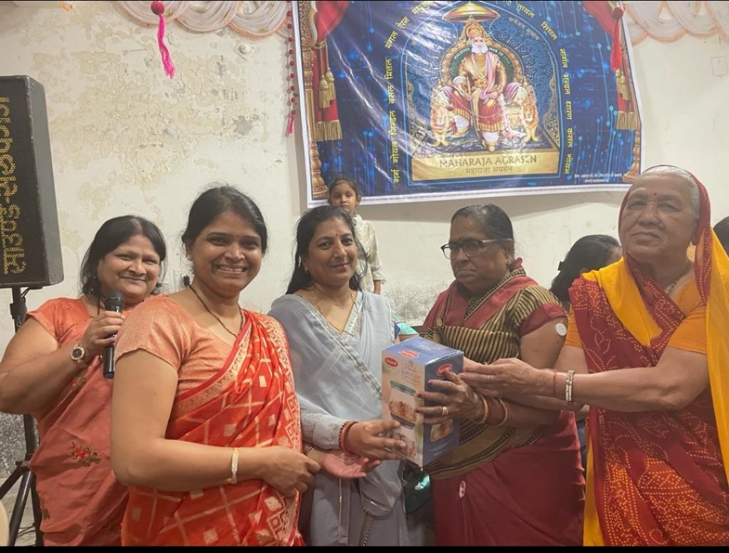 सरूपगंज में अग्रसेन जयंती समारोह ,जलेबी, मटकी फोड़ प्रतियोगिताए हुई आयोजित ।