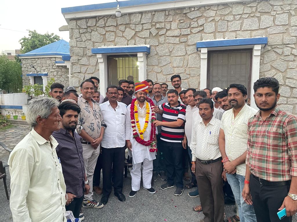 गोपालकों व गोसेवकों ने किया विधायक लोढ़ा का अभिनंदन ।