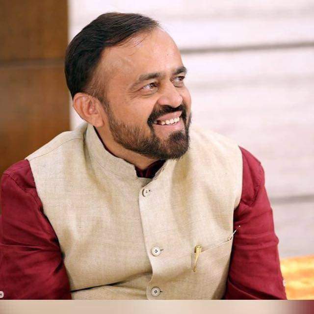 विधायक संयम लोढा ने विधानसभा में उठाया था मुद्दा ,पुलिस द्वारा हत्या, लूट के झूठे प्रकरण में फंसाये गये दो निर्दोष युवकों को मिला 5-5 लाख रूपये मुआवजा ।