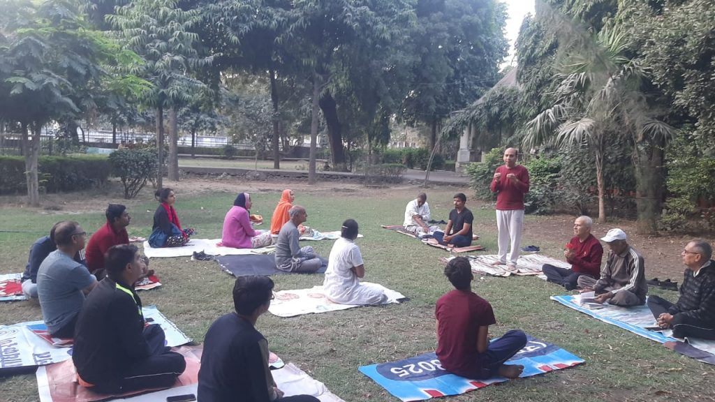 राष्ट्रीय प्राकृतिक चिकित्सा दिवस पर योगाभ्यास व तनाव मुक्त जीवन का लिया संकल्प ।