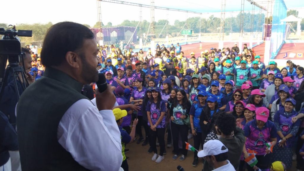 मालगांव प्रीमियर लिंग क्रिक्रेट टुर्नामेंट का शुभारम्भ ,30 टीम खेल खेलेगी ।