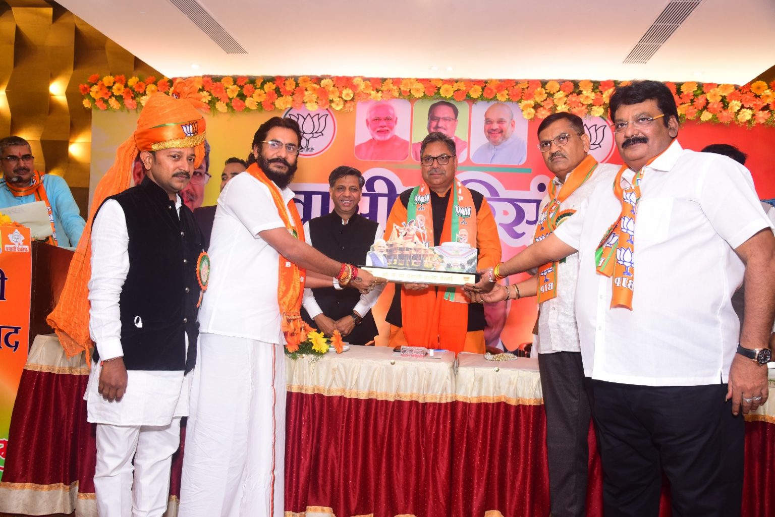 प्रवासी प्रकोष्ठ चेन्नई चैप्टर की घोषणा, हंसराज राजपुरोहित को संयोजक व जीतू लोहार को अध्यक्ष किया नियुक्त ।