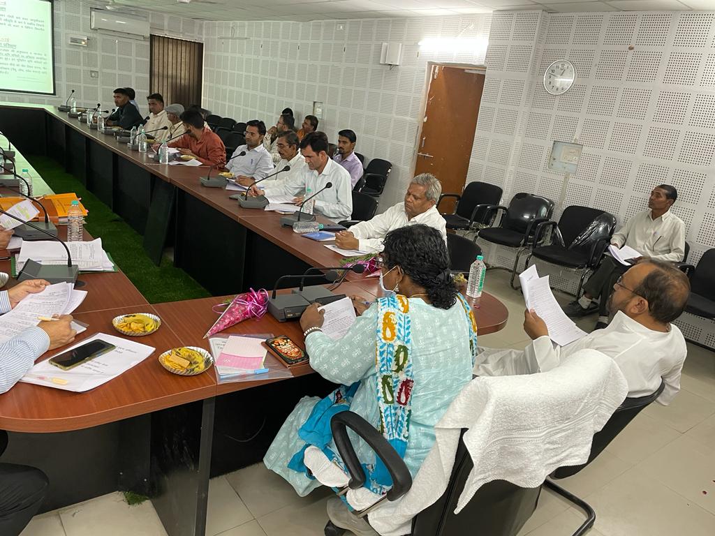 आत्माशाषी परिषद् की बैठक आयोजित ।