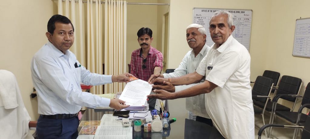 SIROHI – किसानों के कुओं की बिजली सप्लाई को जल्द चालू नही की तो दूंगा धरना : लुम्बाराम चौधरी