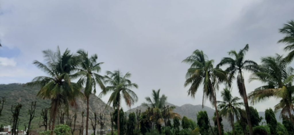 SIROHI – बिपरजॉय तूफान को लेकर जिला प्रशासन गम्भीर ।