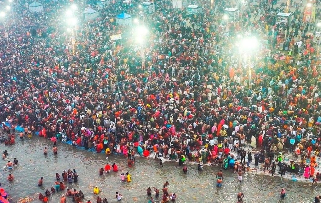 BREAKING NEWS: महाकुंभ में 2.50 करोड़ पहुंच गया अमृत स्नान का आंकड़ा