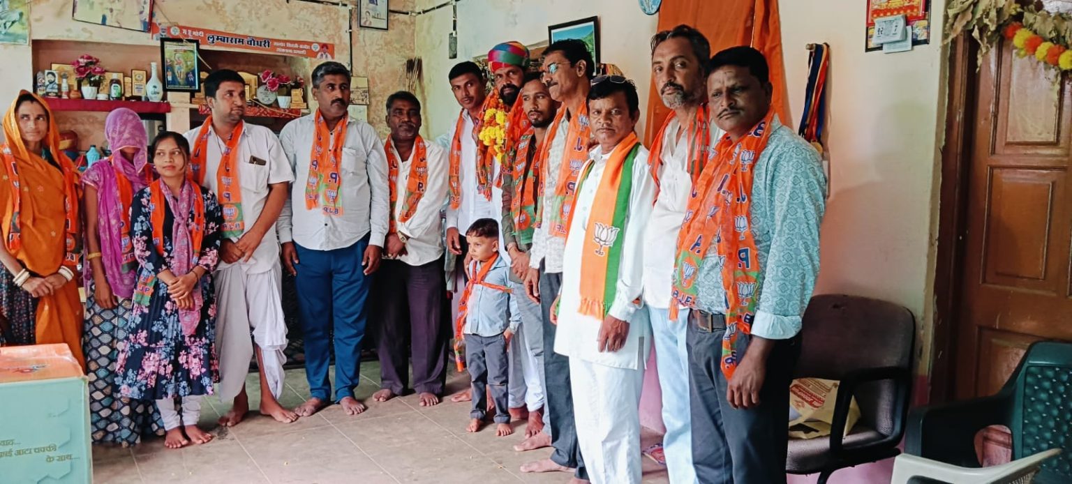 नवनियुक्त जिला महामंत्री रणोरा का स्वागत ।