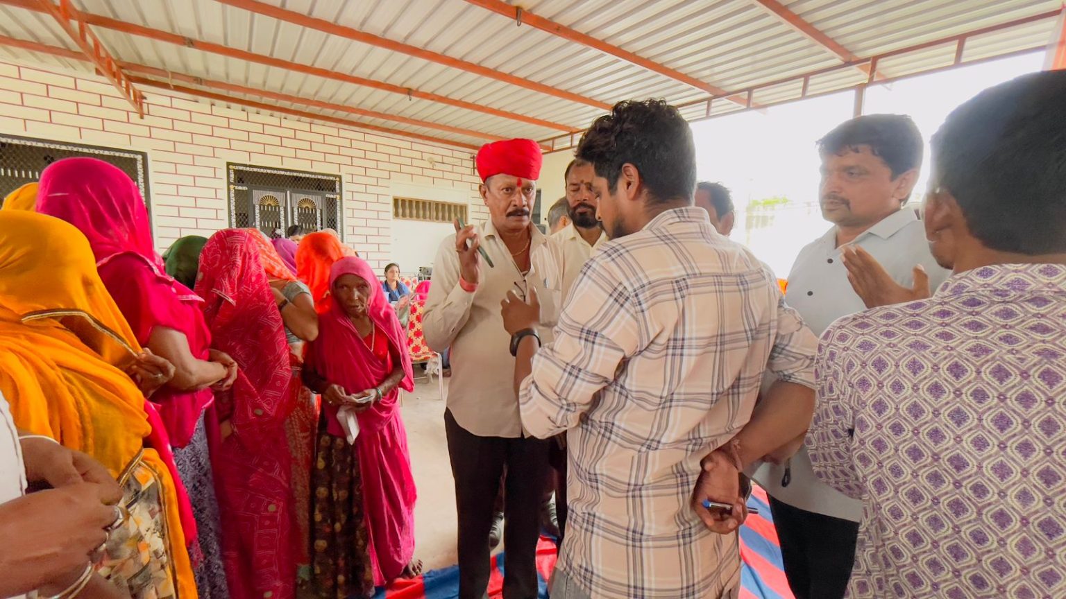 जामोतरा में CCTV की उठी मांग, पंचायत से कहा – अगली चोरी हुई तो जिम्मेदारी आपकी