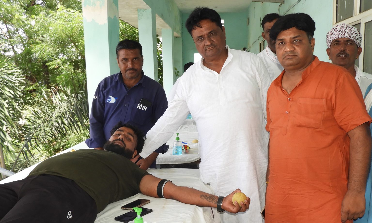 सेवा पखवाड़ा के तहत नगर पालिका परिसर में हुआ रक्तदान शिविर का आयोजन